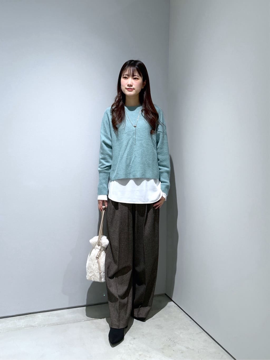 Renoさんの「INDIVI｜2Wayフェイクファーショルダーバッグ」を使ったコーディネート
