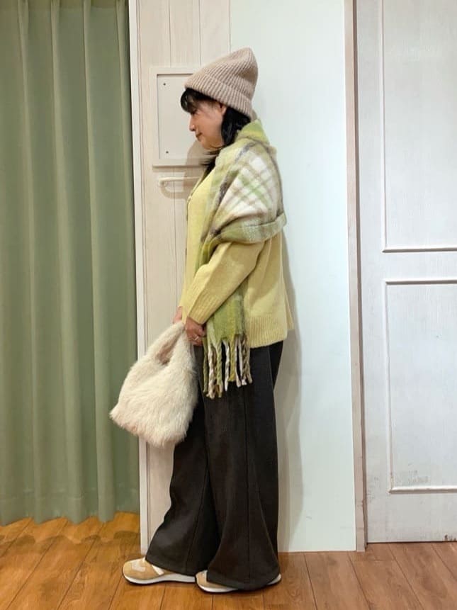 ke-yさんの「SHOO･LA･RUE｜【洗濯機可/S-LL】インせず着られる ふわふわハイネックニット」を使ったコーディネート