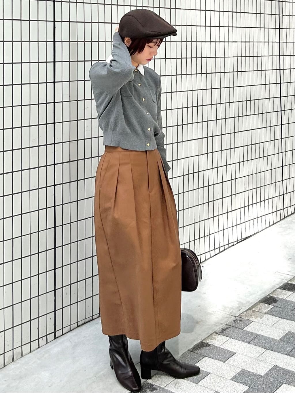 RINAさんの「OPAQUE.CLIP｜ストレッチタックナロースカート【洗濯機OK】」を使ったコーディネート