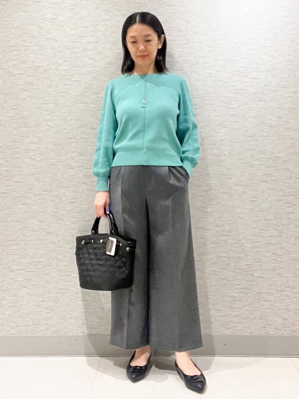 marikoさんの「Reflect｜【腰周りすっきり◎】ワイドクロップドパンツ」を使ったコーディネート