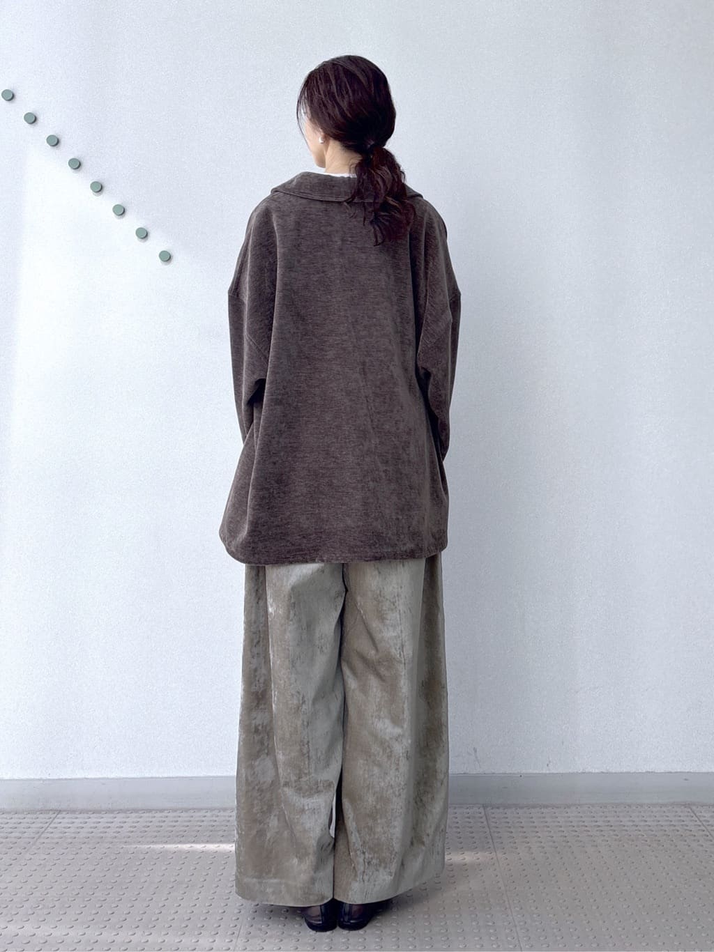 saitoさんの「DRESSTERIOR｜◆【洗える/リブベロア】シアーリブベロアカットソー」を使ったコーディネート