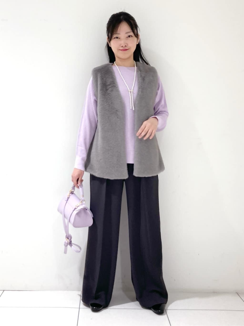 momokoさんの「INDIVI｜【洗える／体型カバー】美シルエットニット」を使ったコーディネート