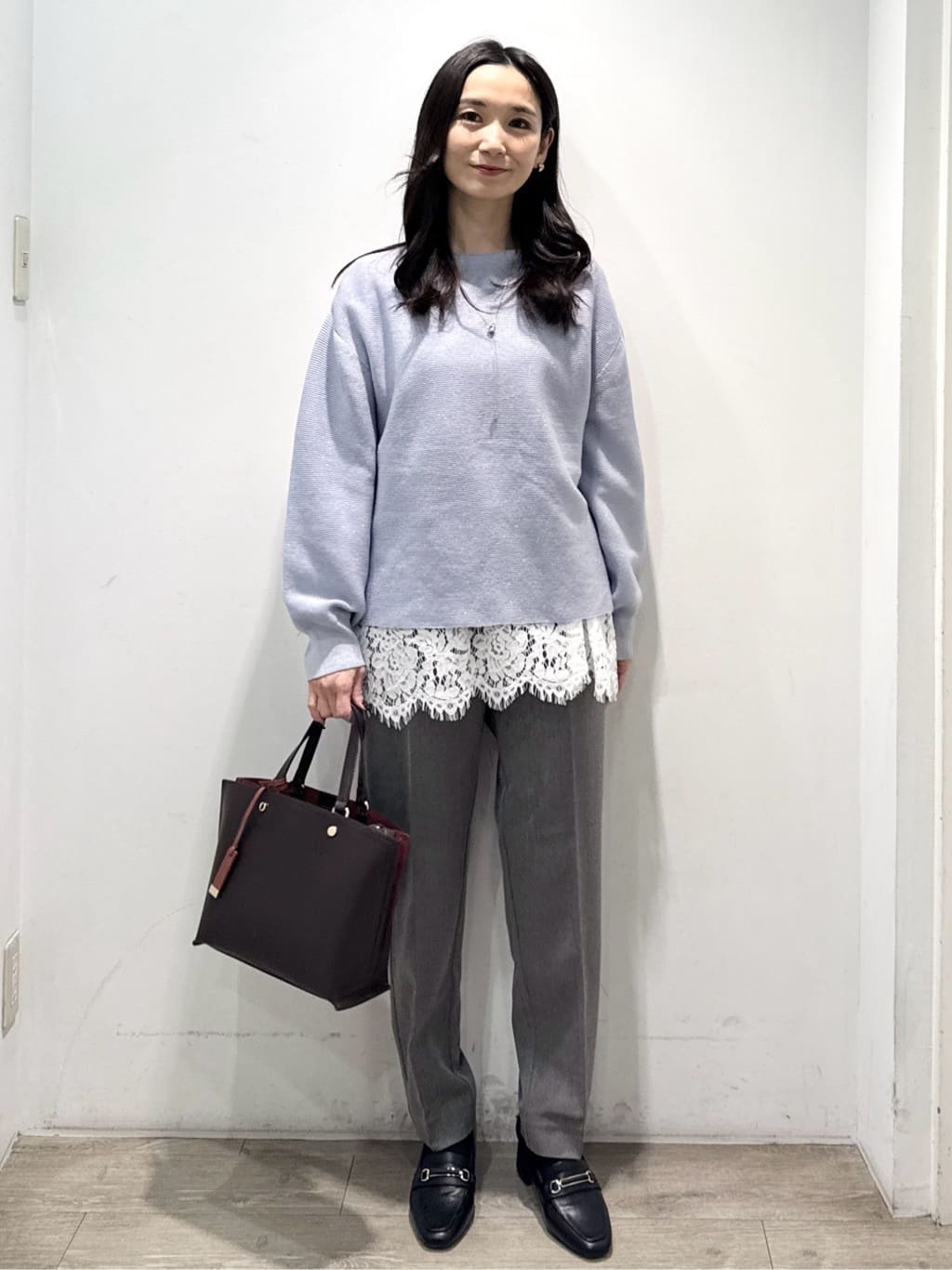 yuicciさんの「OPAQUE.CLIP｜ウォームタッチ イージーテーパードパンツ【洗濯機洗OK／ストレッチ】」を使ったコーディネート