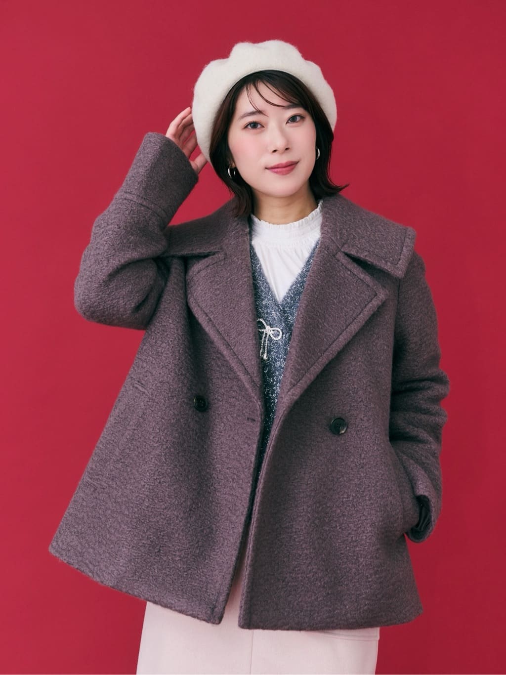 RINAさんの「OPAQUE.CLIP｜ブークレミドルコート【洗える】」を使ったコーディネート