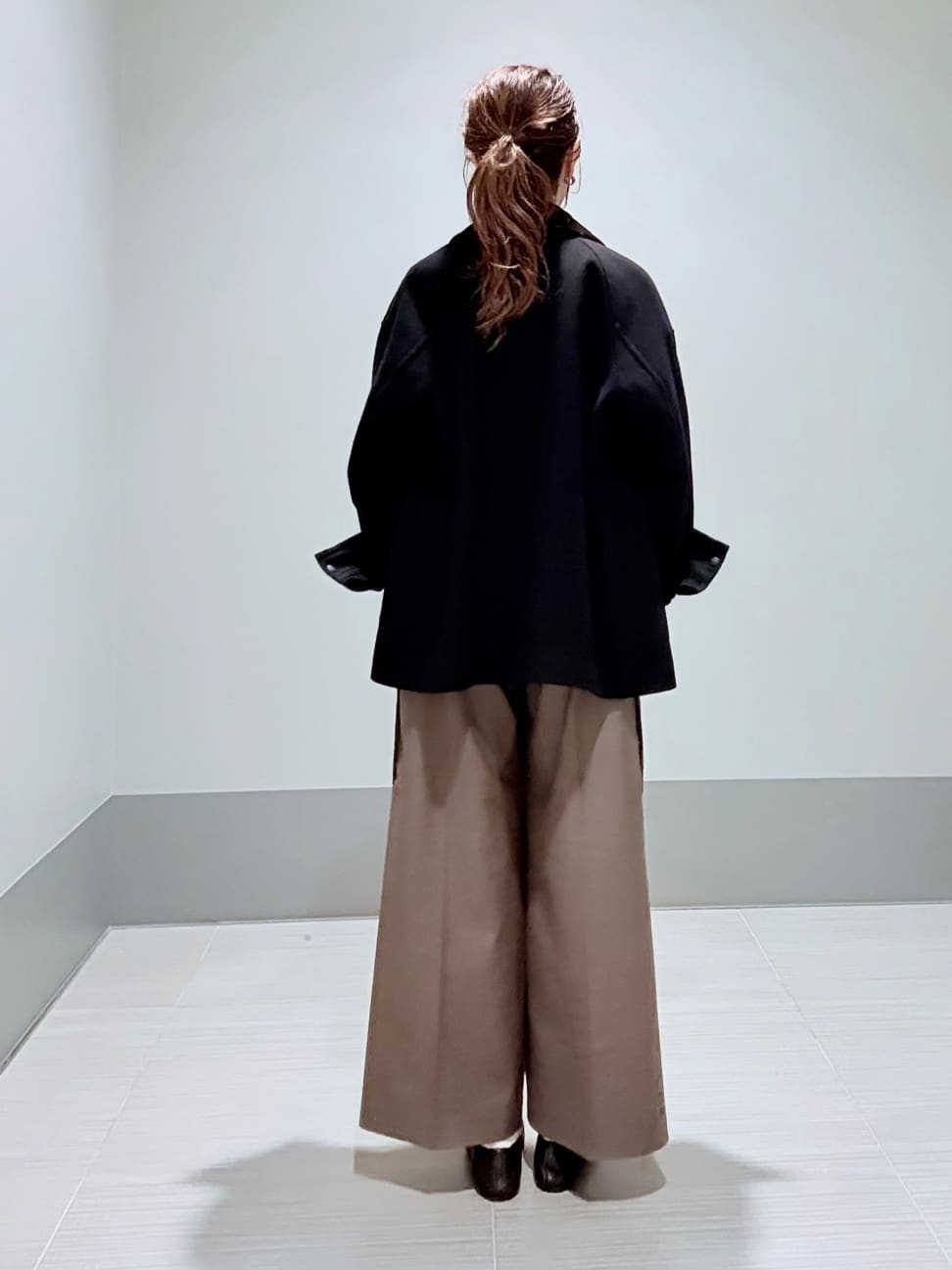Yamaさんの「DRESSTERIOR｜ストレッチフルニードルニット」を使ったコーディネート