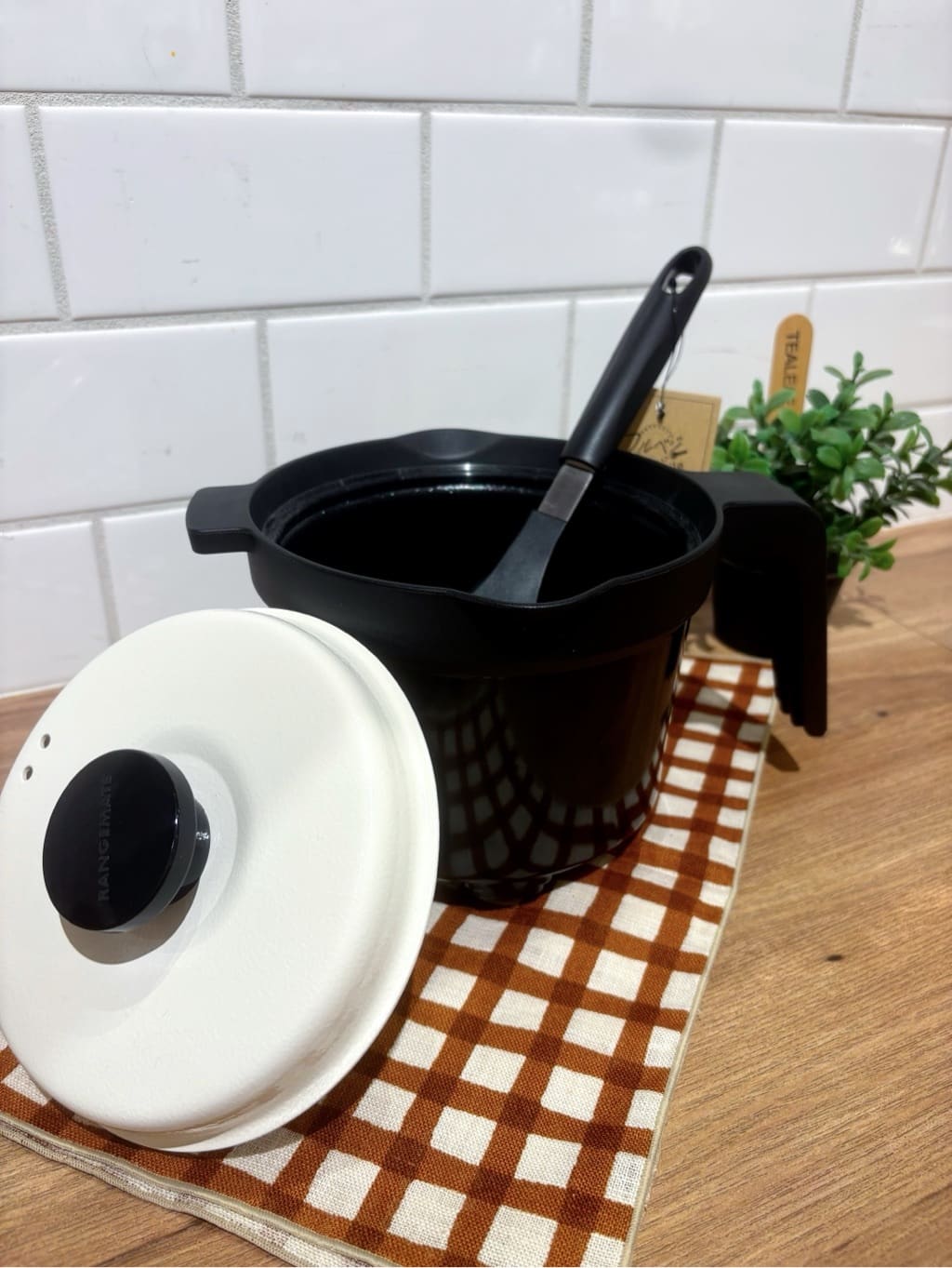 usaminさんの「212 KITCHEN STORE｜レンジメート マグポット BK」を使ったコーディネート