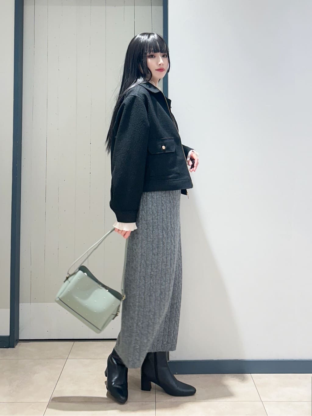 yukinoさんの「grove｜カジュアルに羽織れる、大人のツイードトラックジャケット」を使ったコーディネート