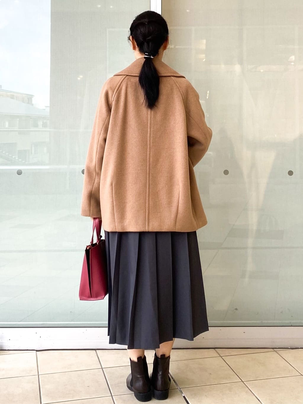 Jeanさんの「OPAQUE.CLIP｜カシミヤブレンドウールミドルピーコート」を使ったコーディネート