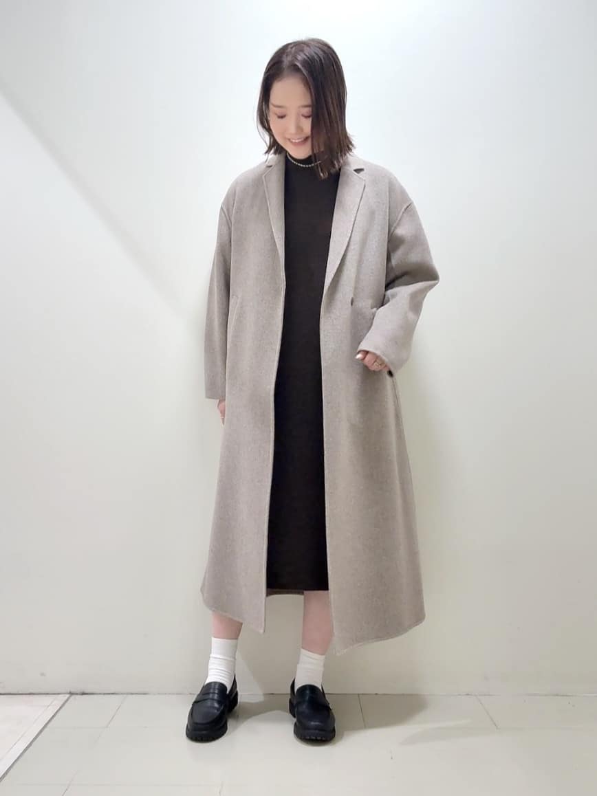 YUIさんの「UNTITLED｜【ロング丈/軽やか】テーラード　リバーコート」を使ったコーディネート