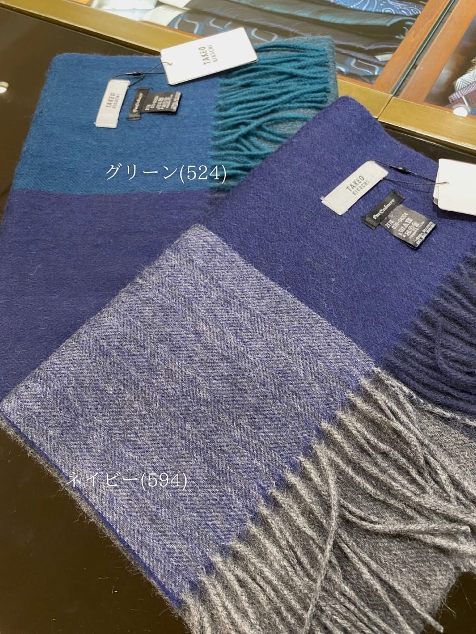 小南大和さんの「TAKEO KIKUCHI｜【洗えるカシミヤ】ピュアカシミヤ 4面パネルマフラー」を使ったコーディネート