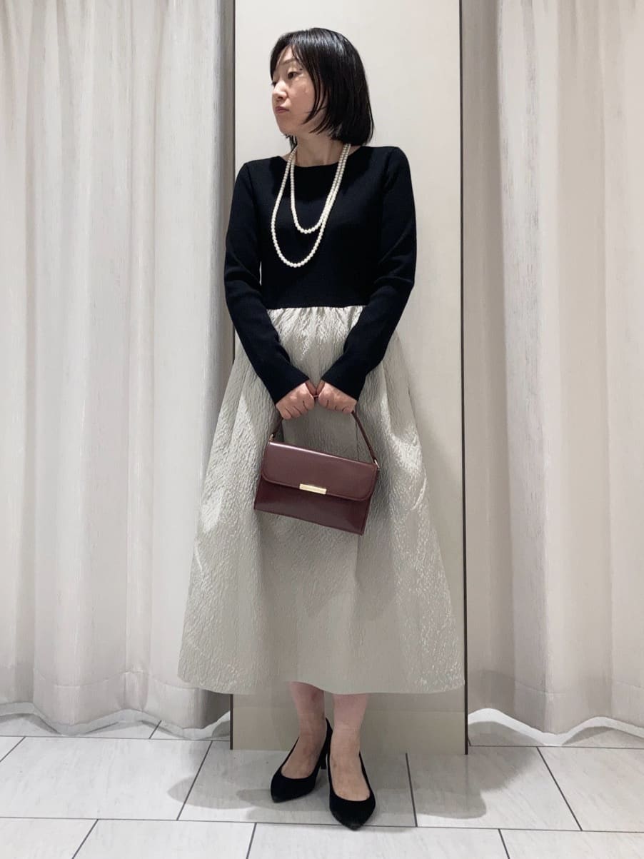 わたなべさんの「UNTITLED｜【大人フェミニン/トレンド】ニット&times;ジャカード ドッキングワンピース」を使ったコーディネート