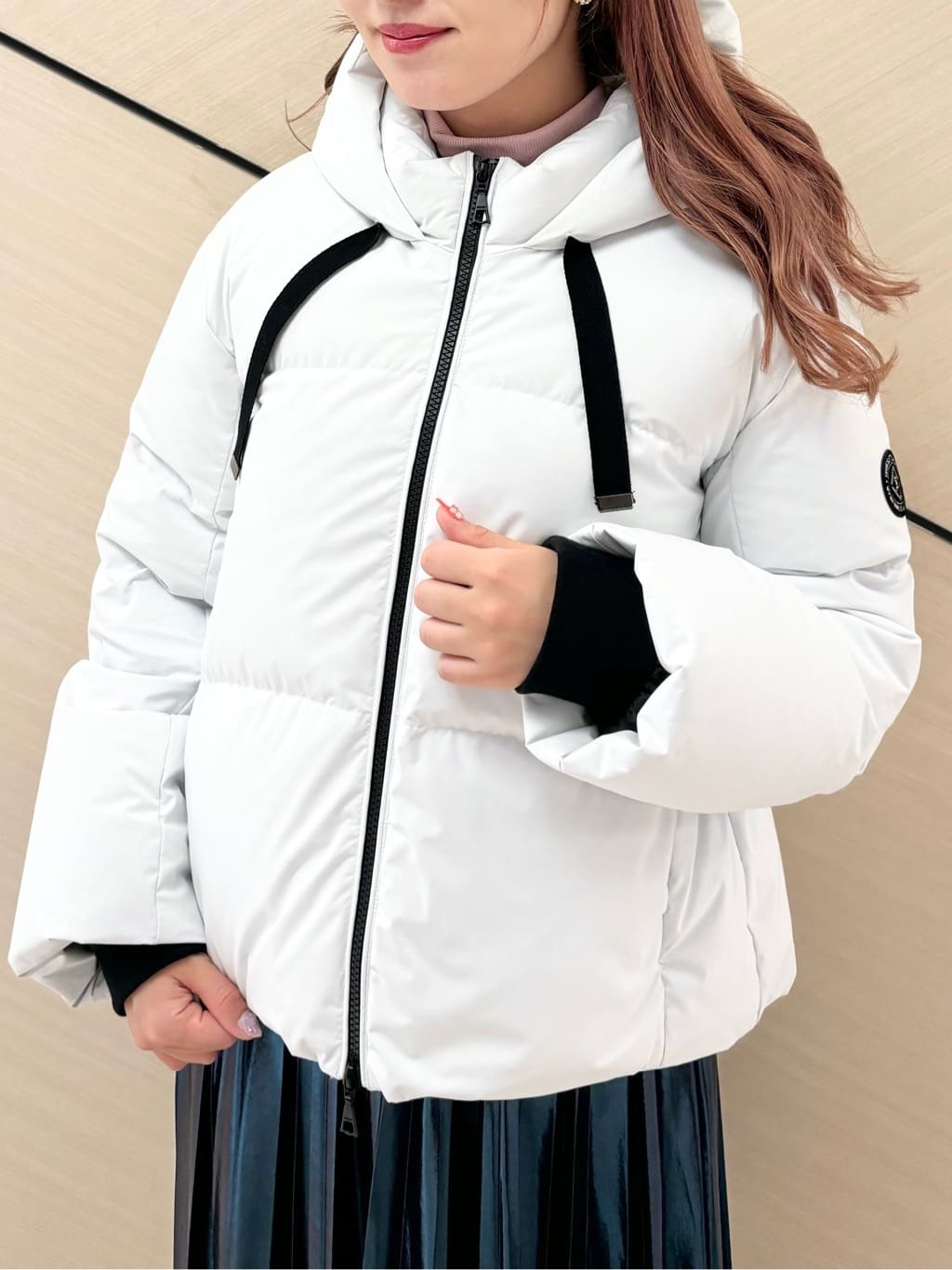 Rinaさんの「DRESSTERIOR｜◆【洗える/ストレッチ性/オンオフ】箔プリントプリーツスカート」を使ったコーディネート