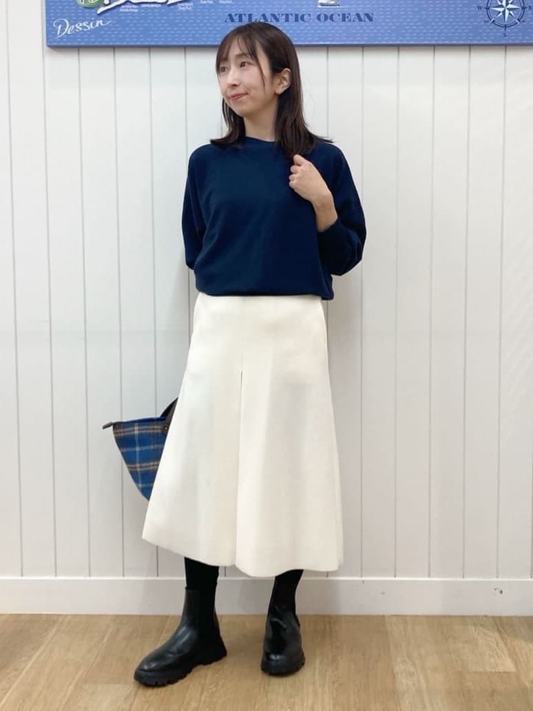 yoshiさんの「Dessin｜【洗える】ウールブレンド後ろボタンニット」を使ったコーディネート