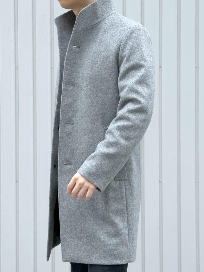 イッシーさんの「TAKEO KIKUCHI｜【ウールカシミヤブレンド】ビーバー調 スタンドカラー コート」を使ったコーディネート