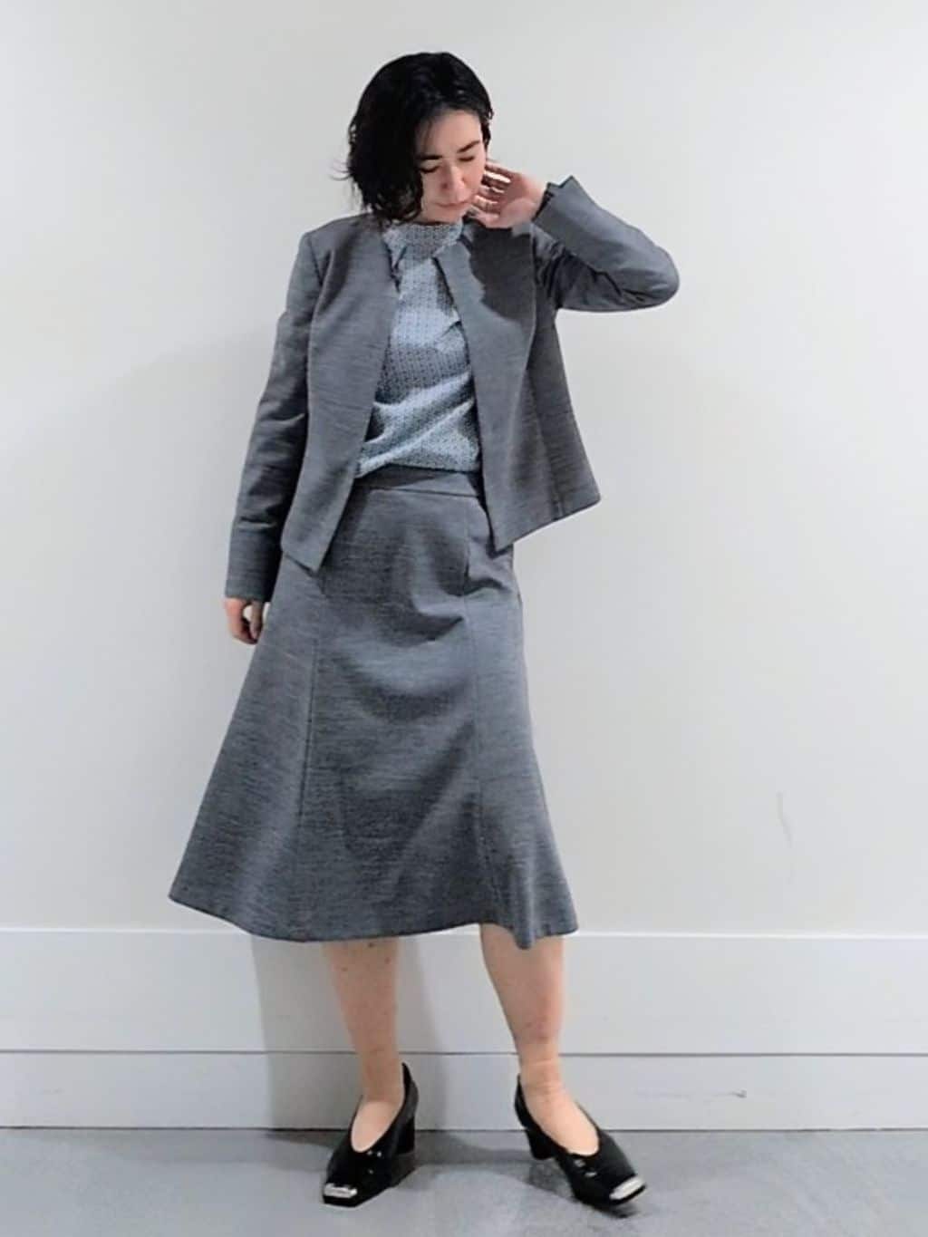 ミズタさんの「UNTITLED｜【洗えるスーツ/ストレッチ】ウール混ジャージ ノーカラージャケット」を使ったコーディネート