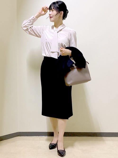  beni_gingerさんの「Reflect｜【きちんと見え／通勤／セレモニーにおすすめ◎】ドット柄ボウタイブラウス」を使ったコーディネート