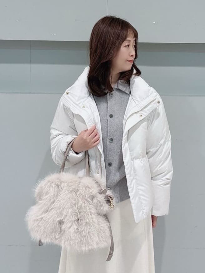 makiさんの「UNTITLED｜【トレンド/撥水機能/防寒】ショートダウンコート」を使ったコーディネート