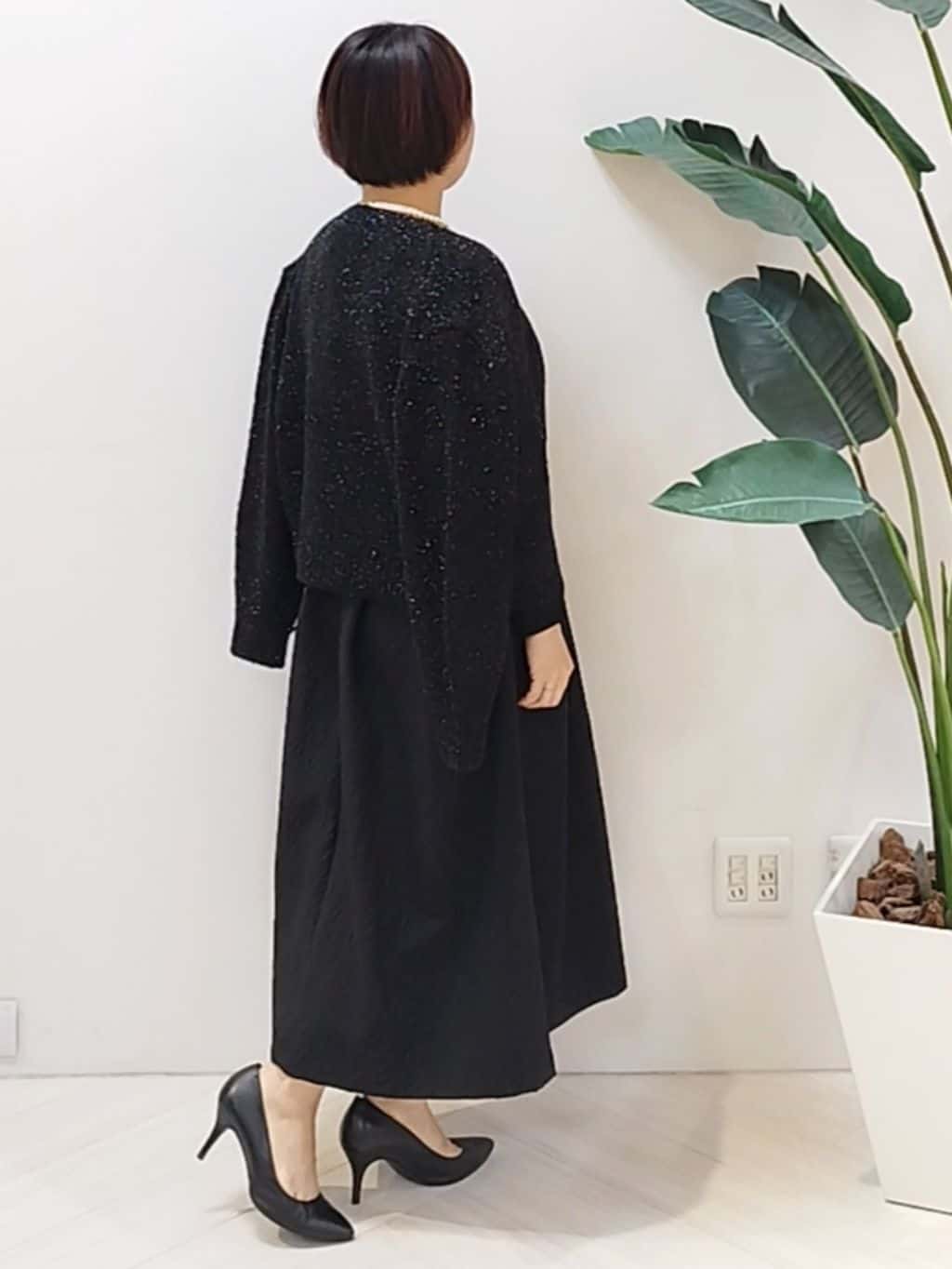 s u g iさんの「UNTITLED｜【大人フェミニン/トレンド】ニット&times;ジャカード ドッキングワンピース」を使ったコーディネート