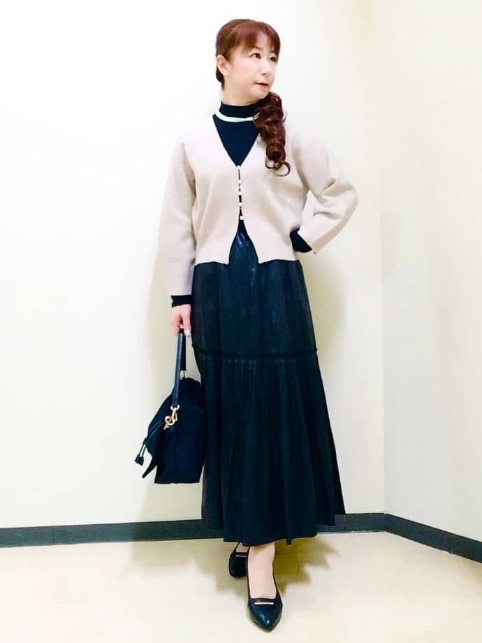 花さんの「Reflect｜【重ね着に大活躍◎／暖か保湿素材】プチタートルネックニット」を使ったコーディネート
