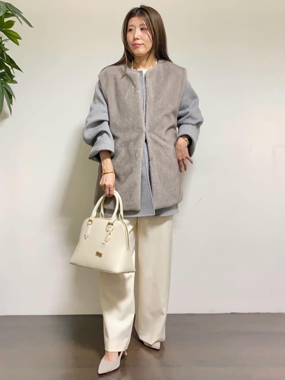 tomoさんの「UNTITLED｜【ミディ丈/軽やか】セミラグランリバー コート」を使ったコーディネート