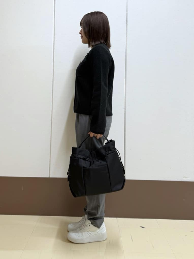 Rikoさんの「INDIVI｜【ミニブークレ素材】ジャケットライクカーディガン」を使ったコーディネート