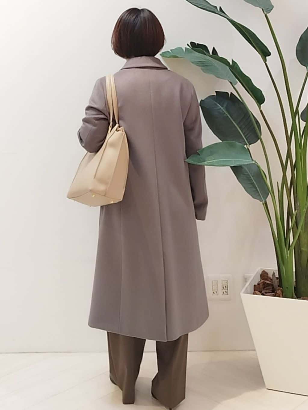 s u g iさんの「UNTITLED｜【スタイリッシュ／オンオフ兼用】ウールチェスターコート」を使ったコーディネート