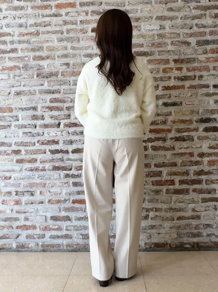 tokiさんの「THE SHOP TK｜【華やかで柔らか】ふわふわフェザーニット/洗える・前後2WAY」を使ったコーディネート