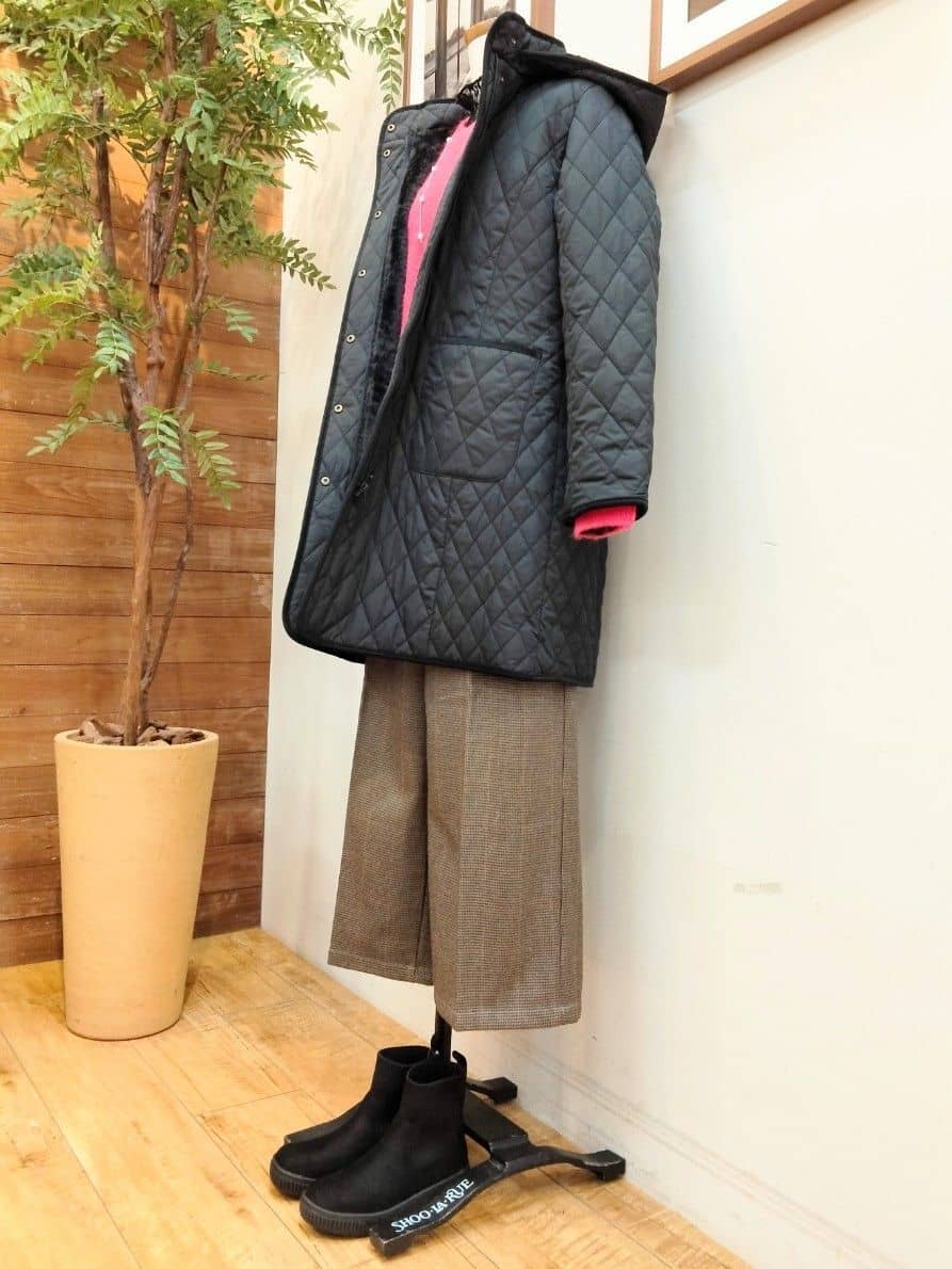 うっちーさんの「SHOO･LA･RUE｜【S-LL】上品なレースハイネックトップス」を使ったコーディネート