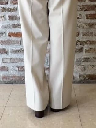 tokiさんの「THE SHOP TK｜【華やかで柔らか】ふわふわフェザーニット/洗える・前後2WAY」を使ったコーディネート
