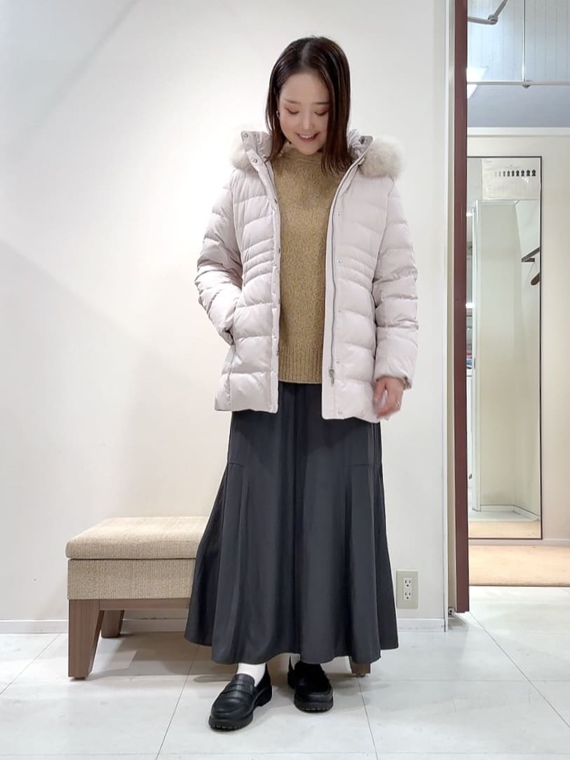 YUIさんの「UNTITLED｜【はっ水機能/フード取り外し可】ミディダウンコート」を使ったコーディネート