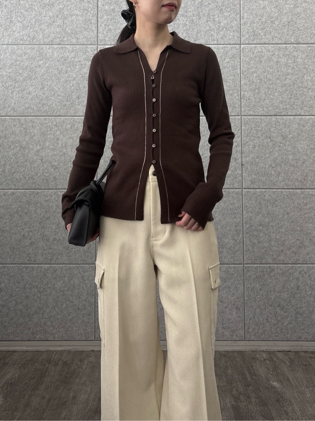 ひなさんの「INDIVI｜【MILLELA FIRENZE】ループハンドルバッグ」を使ったコーディネート