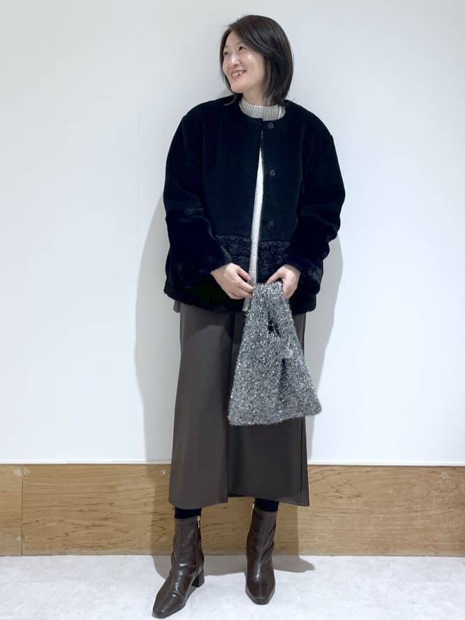 Yukinkoさんの「OPAQUE.CLIP｜フェイクボア切替ショートコート」を使ったコーディネート