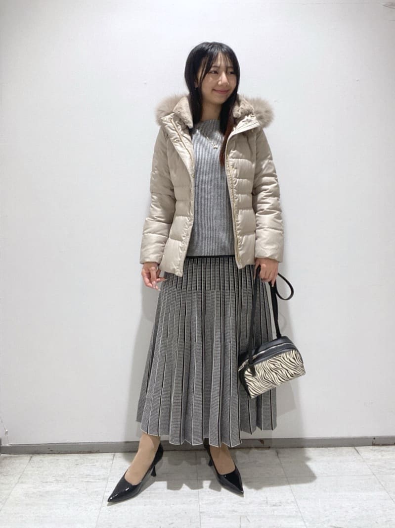 meiさんの「INDIVI｜【洗える／SETUP可能】ジャカードボートネックニット」を使ったコーディネート