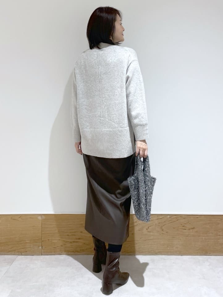 Yukinkoさんの「OPAQUE.CLIP｜ストレッチダブルポケットタイトスカート【洗える】」を使ったコーディネート