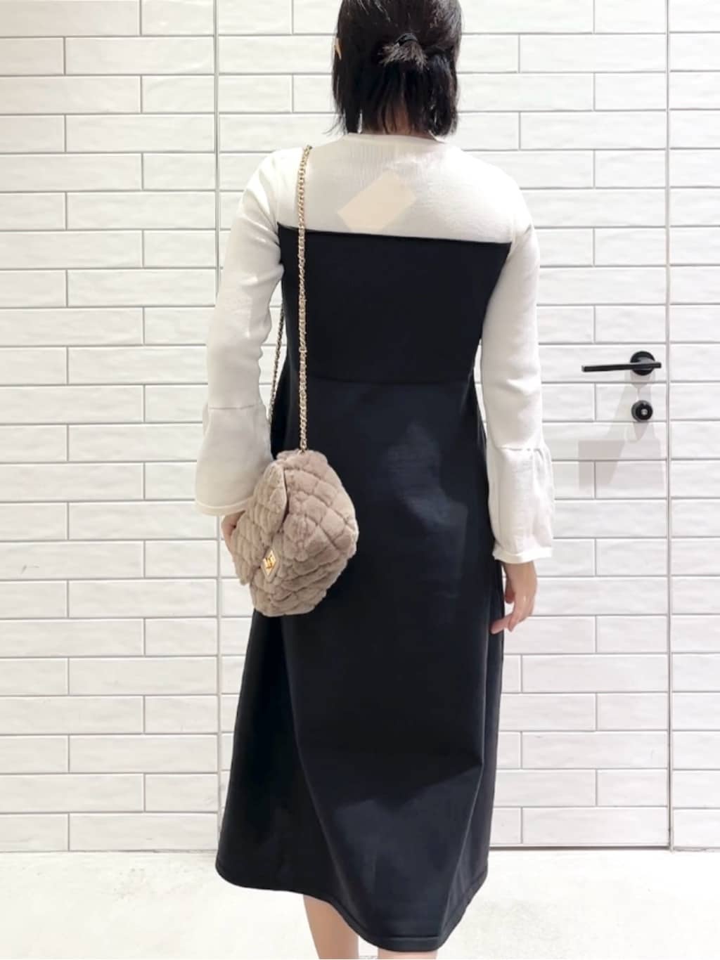 しおりさんの「OPAQUE.CLIP｜《美人百花掲載》名品フラットバレエシューズ」を使ったコーディネート