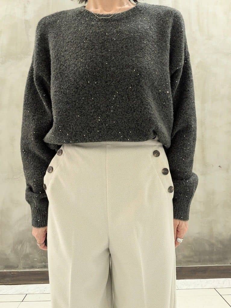shioさんの「grove｜華やぎ冬ニット　ミニスパンコールフェザーニット」を使ったコーディネート