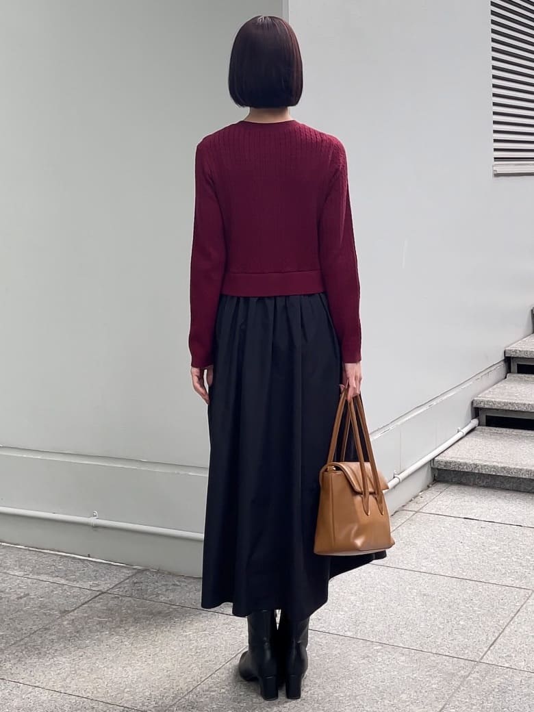NATSUMIさんの「grove｜ケーブルニットドッキングワンピース」を使ったコーディネート