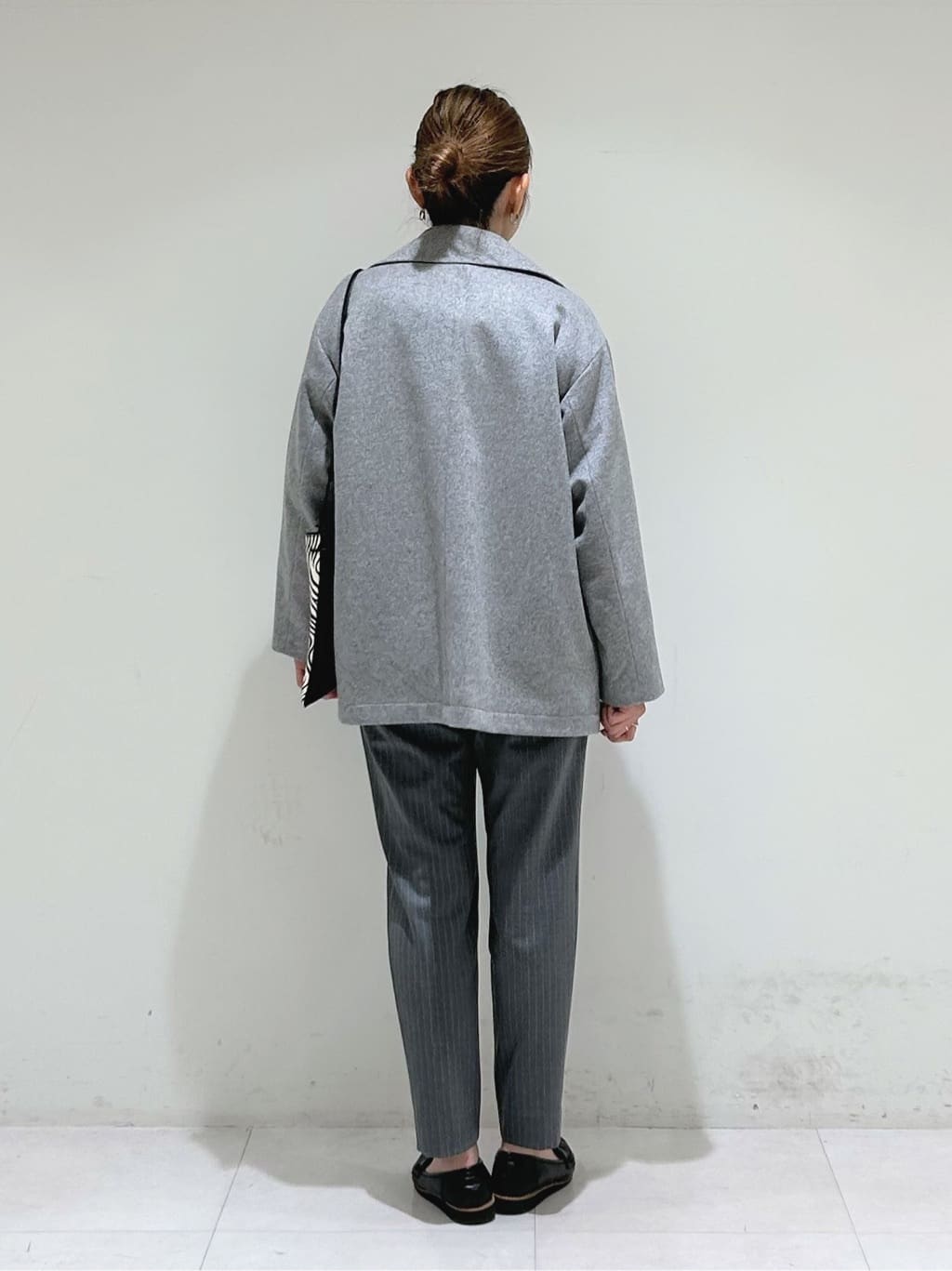 tsuyuさんの「INDIVI｜【軽やか／ゆったり】ウール混ショートトレンチコート」を使ったコーディネート