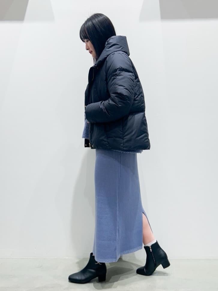 seinaさんの「grove｜【2点SET/体型カバー】一枚で決まる、ペプラムベスト&times;ニットワンピース」を使ったコーディネート