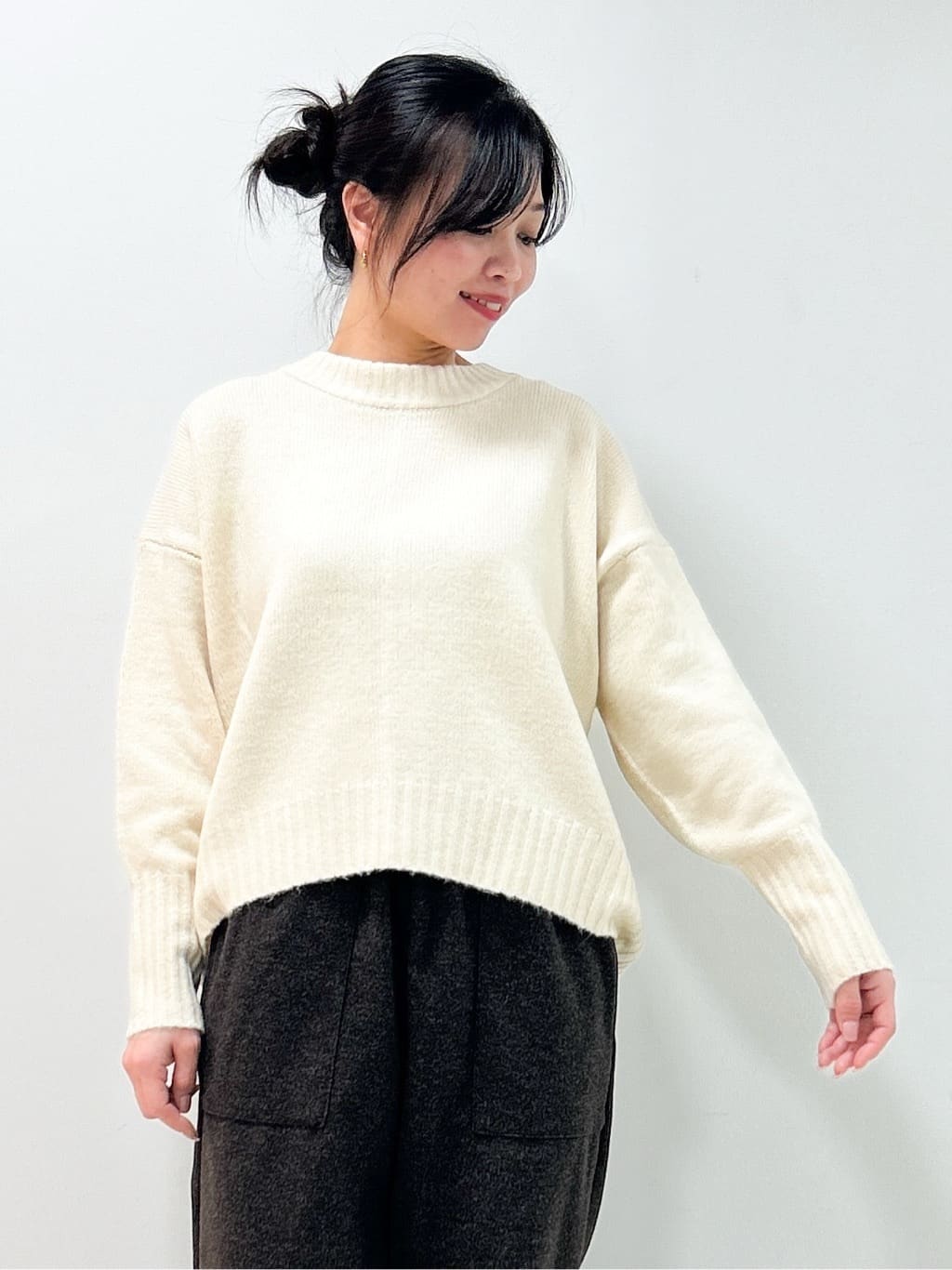 Kaiさんの「Dessin｜【洗える】クルーネックワイドニット」を使ったコーディネート