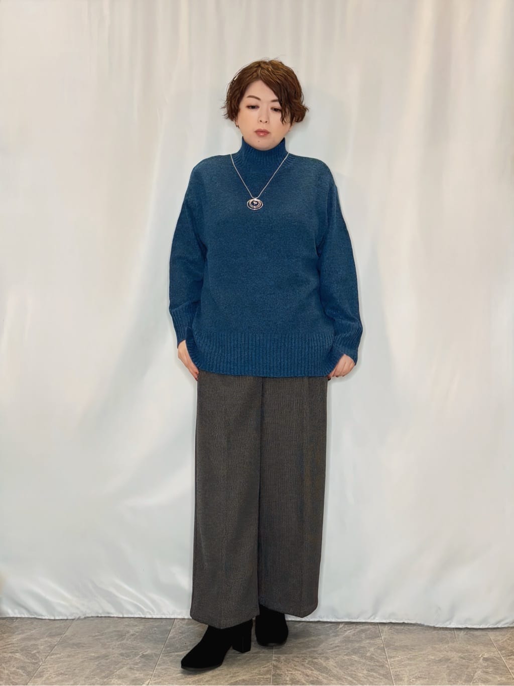 たみさんの「SHOO･LA･RUE｜【S-LL】ゆるシルエットな メランジタートルニット」を使ったコーディネート
