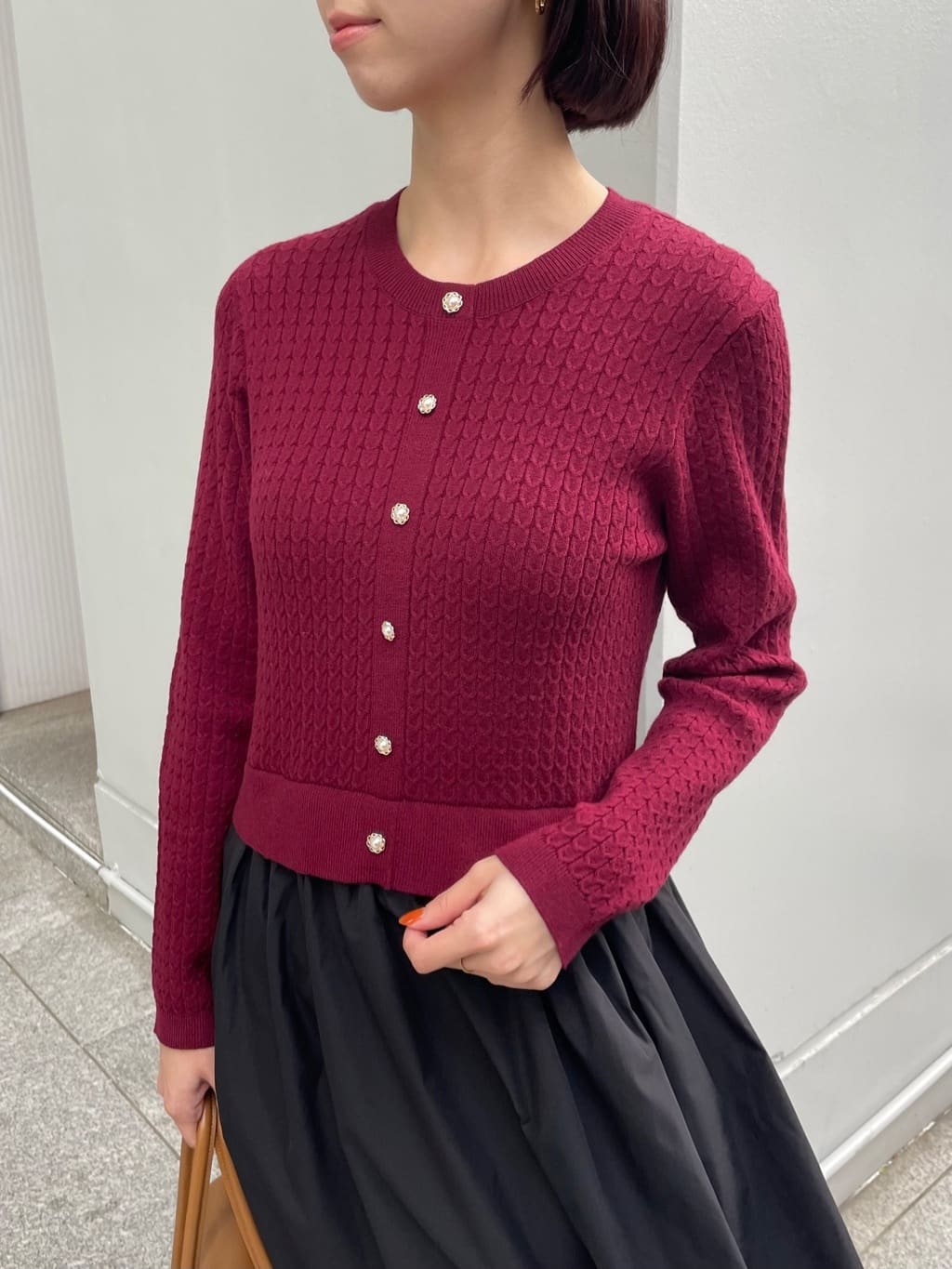 NATSUMIさんの「grove｜ケーブルニットドッキングワンピース」を使ったコーディネート