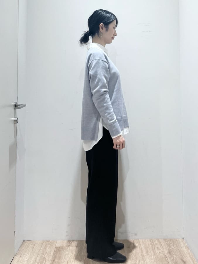 momokoさんの「OPAQUE.CLIP｜ボートネックニット／エクストラファインメリノウール【THEシリーズ／洗濯機OK】」を使ったコーディネート