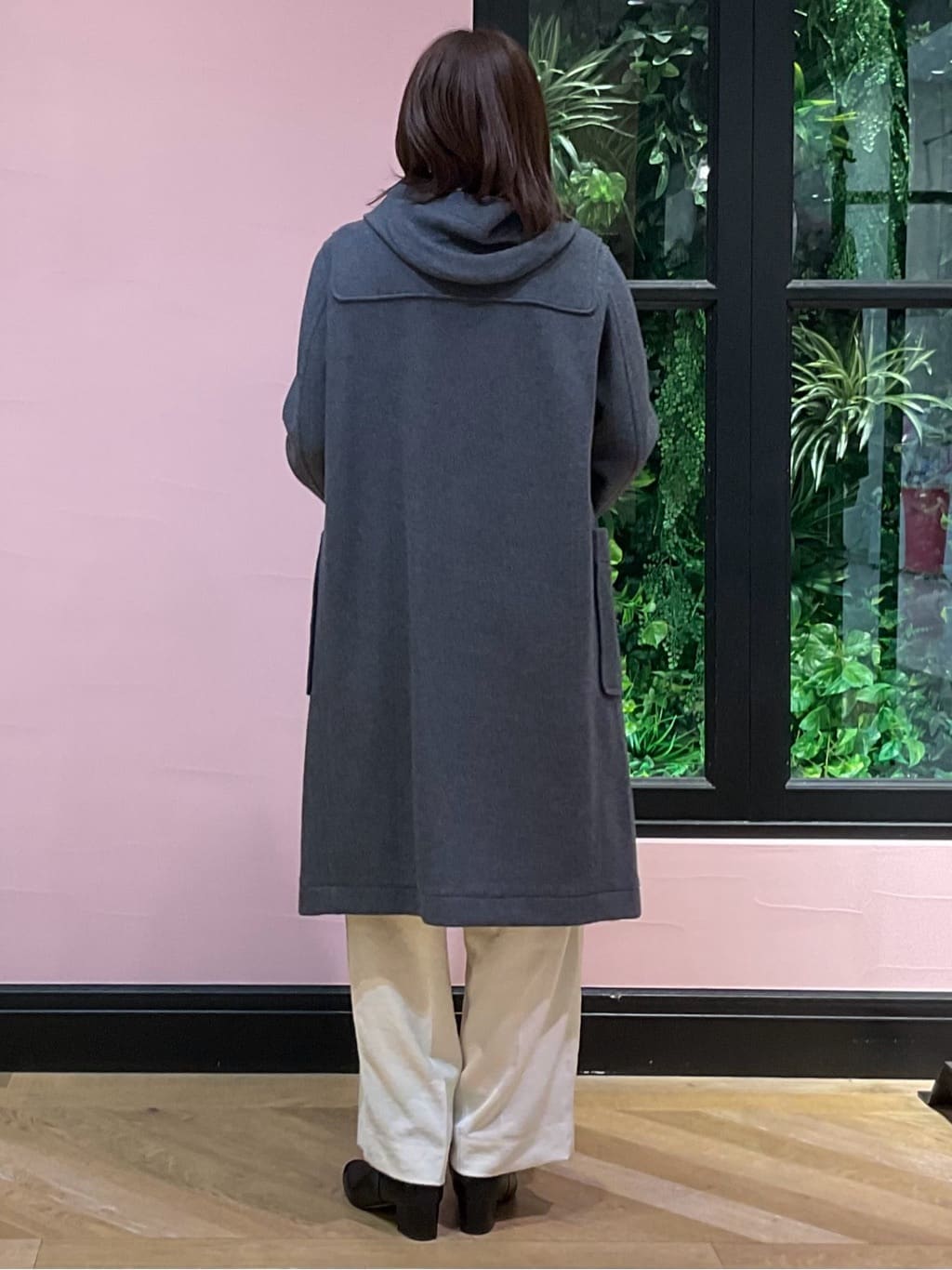 maruさんの「DRESSTERIOR｜アルパカブレンドVネックニット」を使ったコーディネート