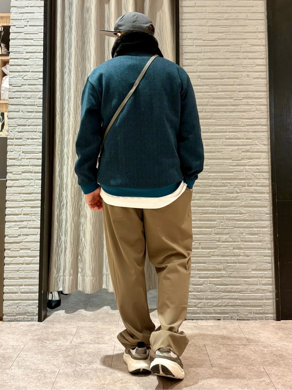 Pーyamaさんの「THE SHOP TK｜【裏起毛で暖かい】レトロフリーススウェット 洗濯機OK」を使ったコーディネート