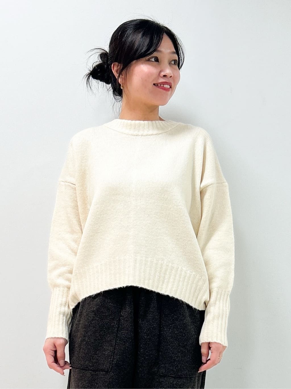 Kaiさんの「Dessin｜【洗える】クルーネックワイドニット」を使ったコーディネート
