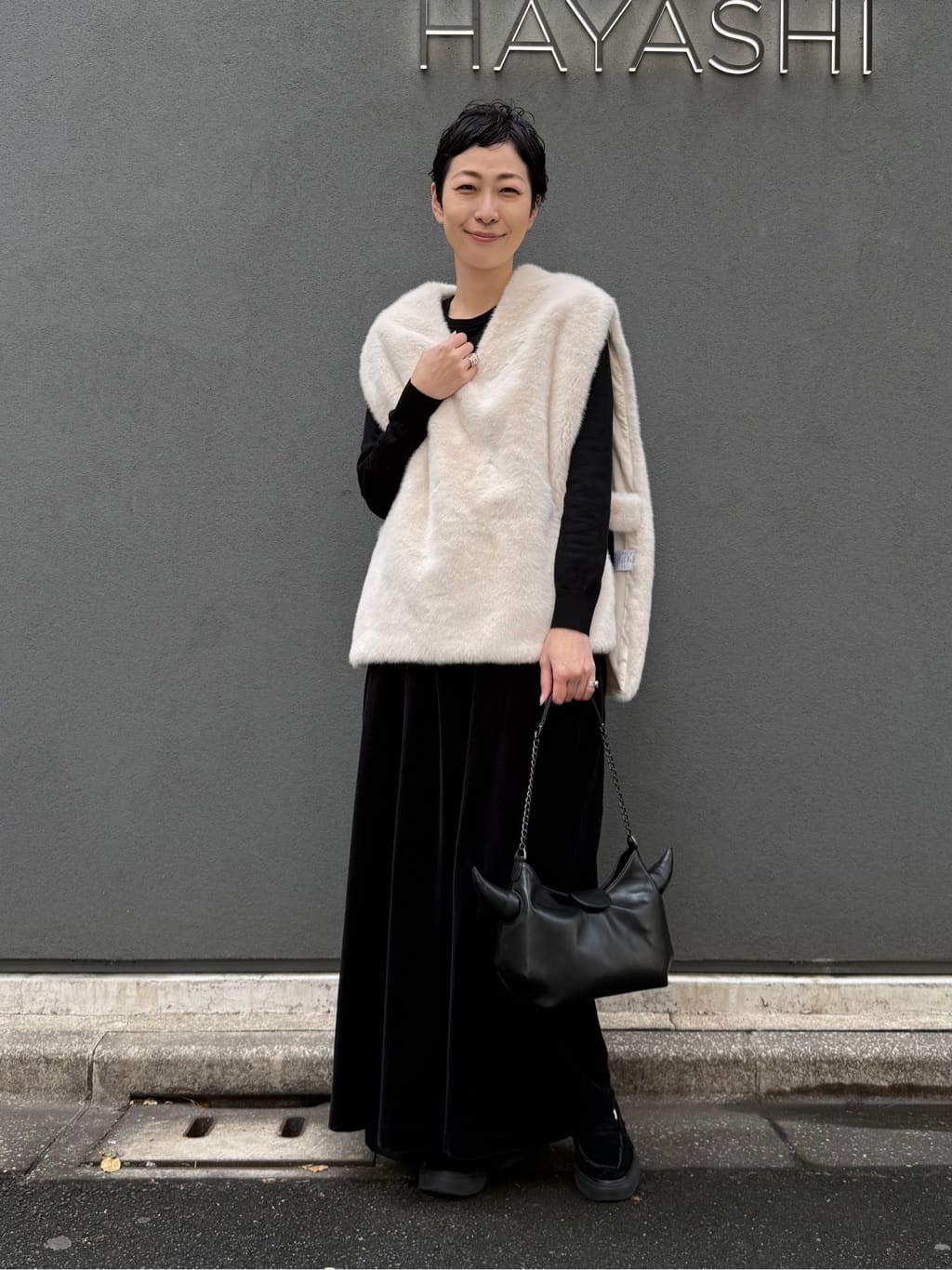 Kさんの「HIROKO HAYASHI｜【WEB・銀座店限定】LEO CORNA（レオ コルナ）ショルダーバッグ」を使ったコーディネート
