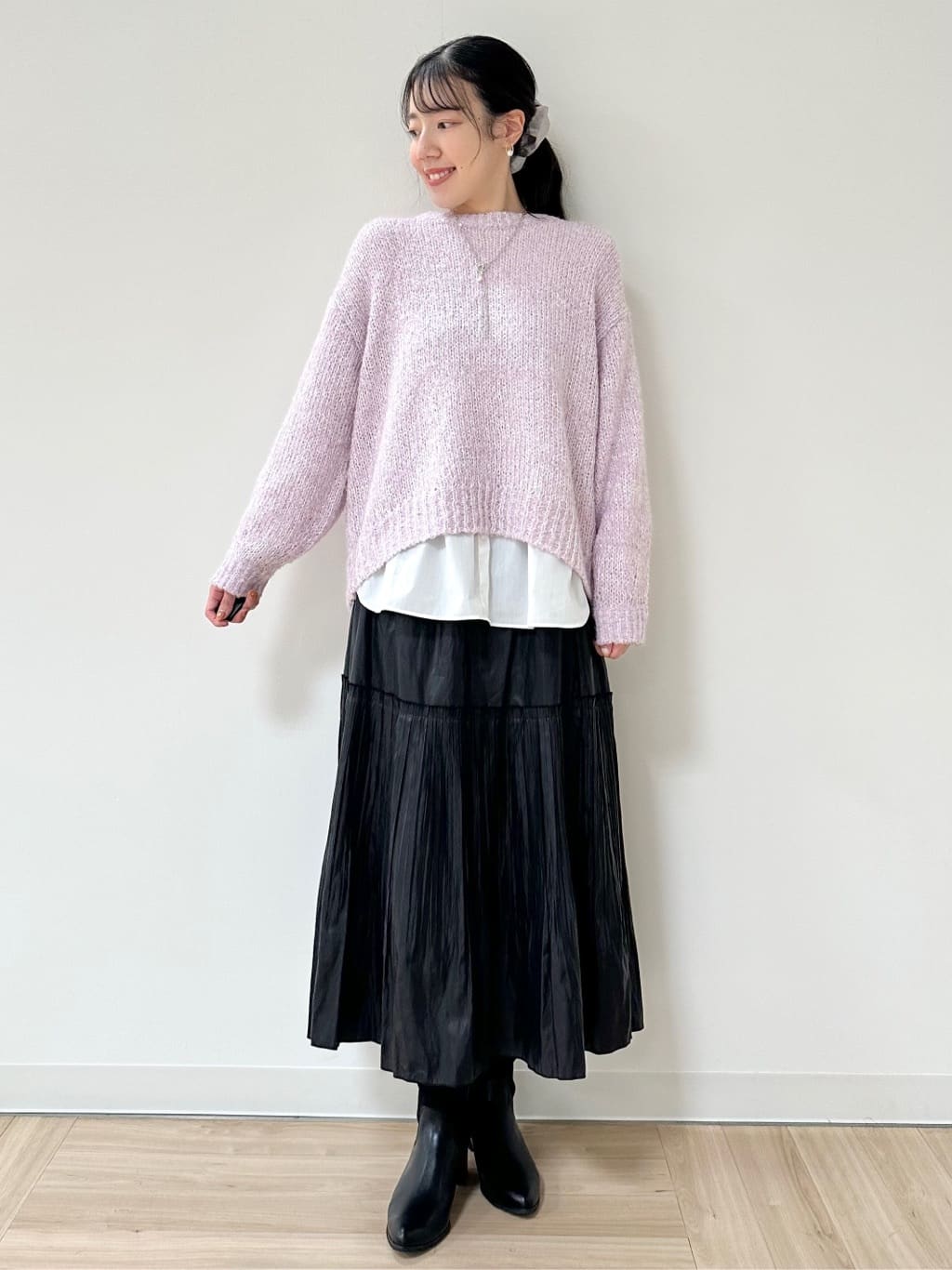 Momoさんの「Reflect｜【一枚で着映え◎／ゆったり着られるワンサイズ】スパンコール&times;ラメニット」を使ったコーディネート