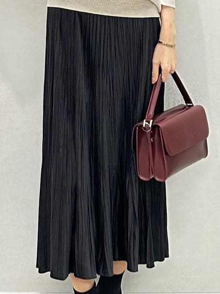Miwaさんの「UNTITLED｜【アンサンブル可/洗える】シルクウールカシミヤ ドルマンスリーブニット」を使ったコーディネート
