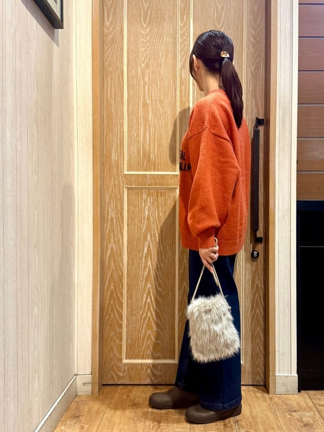 KAORIさんの「SHOO･LA･RUE｜【旭山動物園応援商品】ゆるアニマル ふわふわジャカードニット」を使ったコーディネート